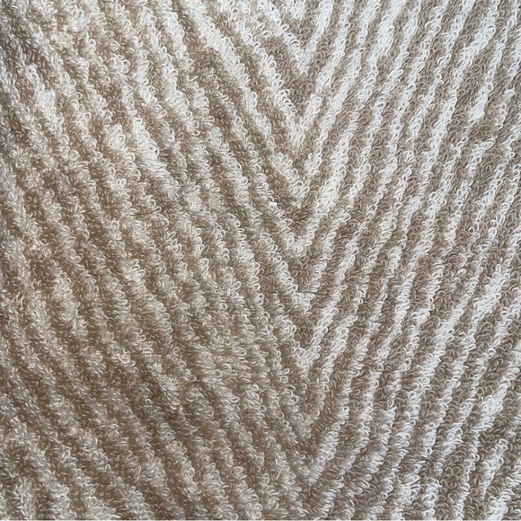 Lauren Ralph Lauren Tan Herringbone Bath Towel NWT - Picture 6 of 8